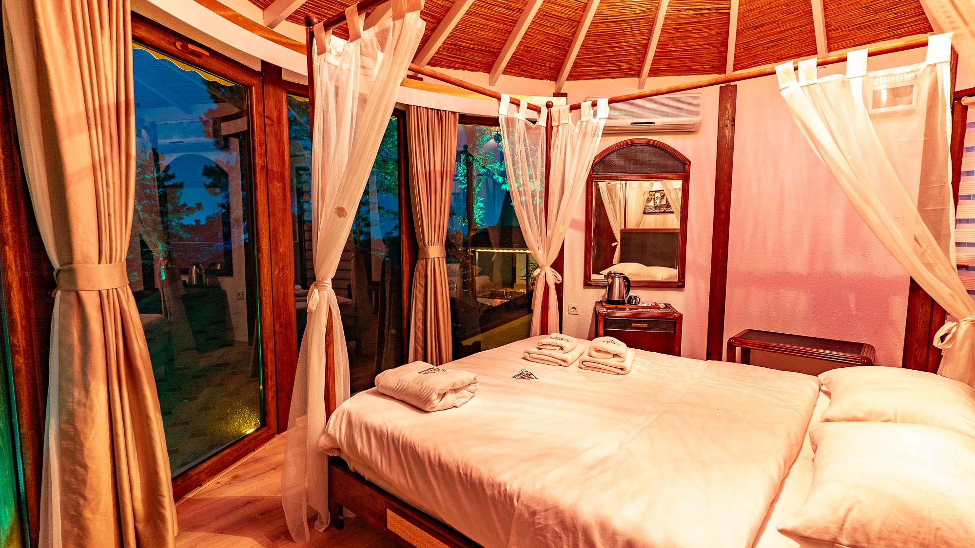 A Cozy Stay Surrounded by Nature